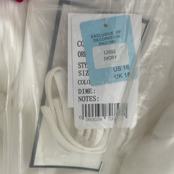 Mori Lee Style 12602 Lesley Wedding Dress NWT Size 16 - Picture 6 of 6